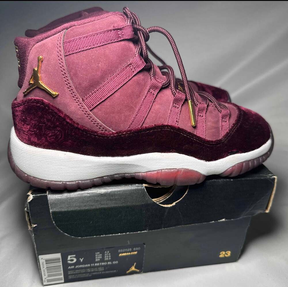 Size 5 - Nike Air Jordan 11 Retro GG Heiress Velvet Men's Shoes